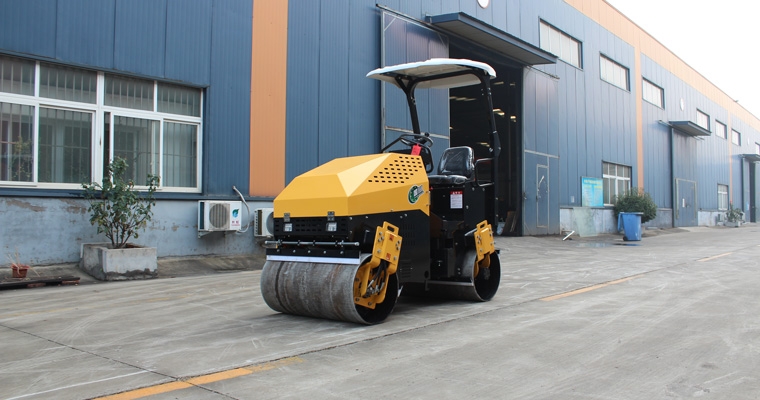 全新3噸小型壓路機(jī)磨合期要多久？